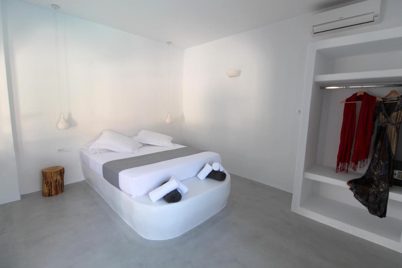Filira Suites Perissa  Exterior photo