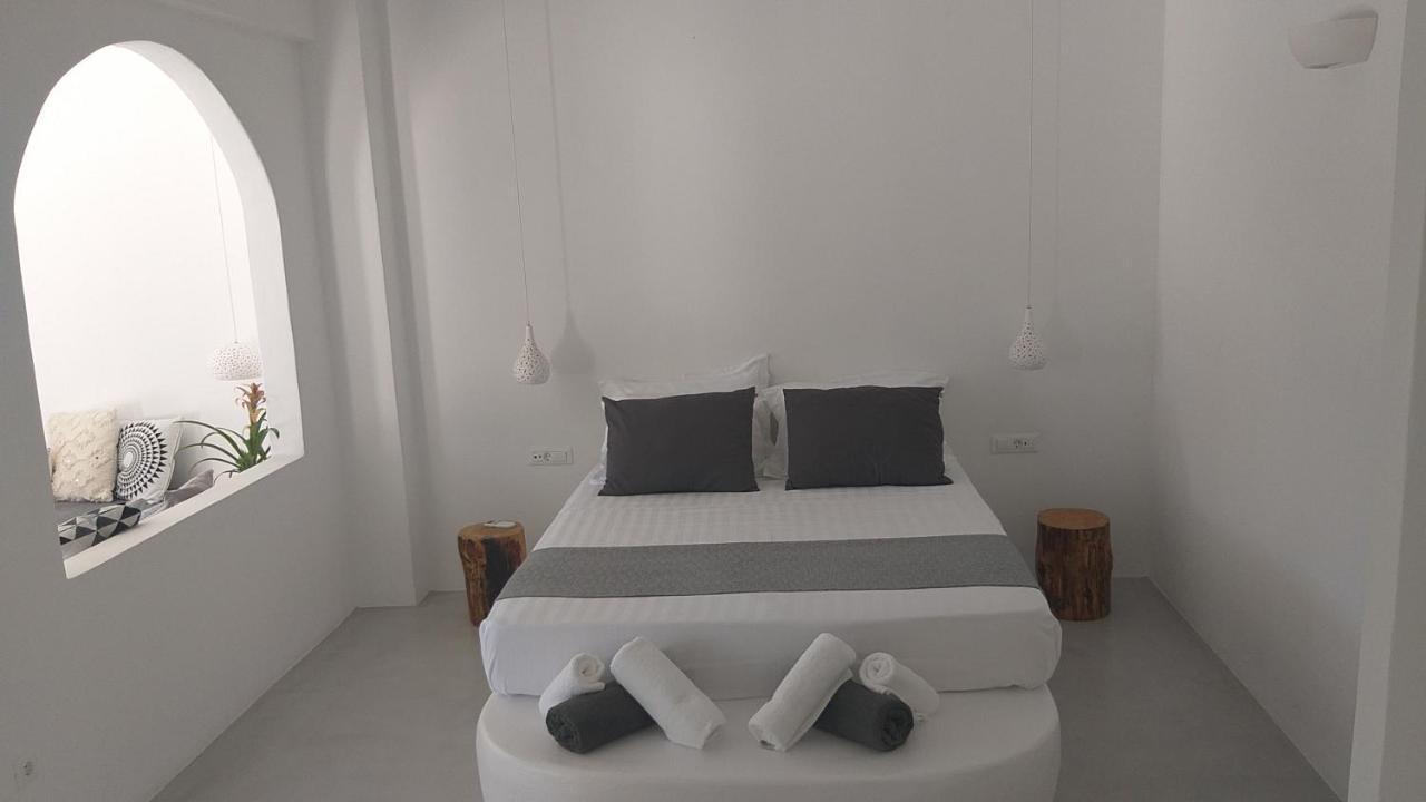 Filira Suites Perissa  Exterior photo